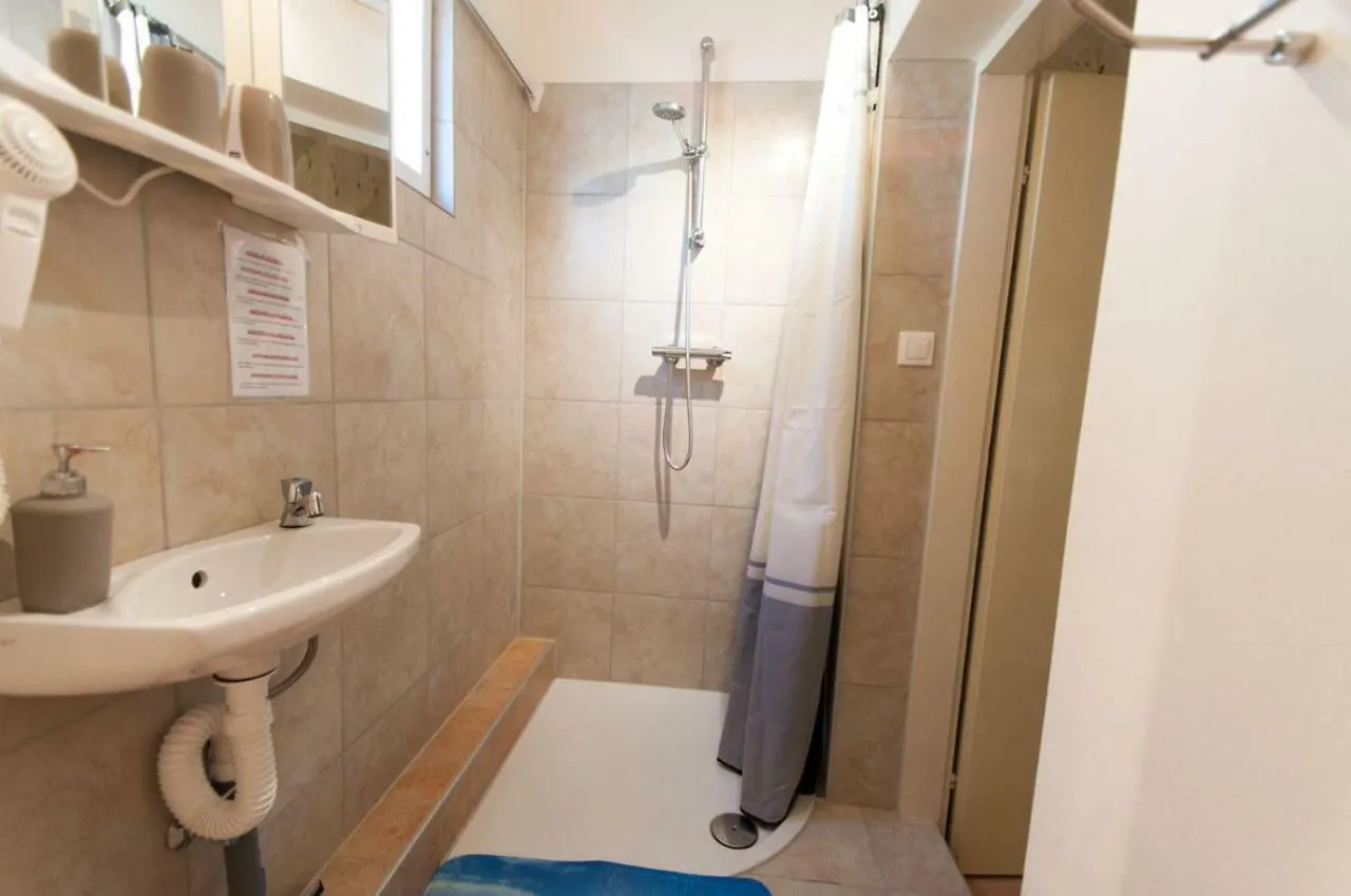 Redhill Apartments Novi Vinodolski Kroatien