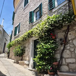  Apartman Amra