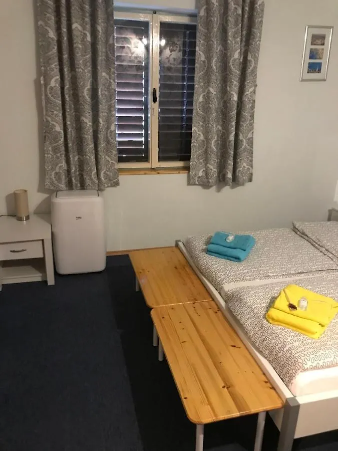 Redhill Apartments Novi Vinodolski